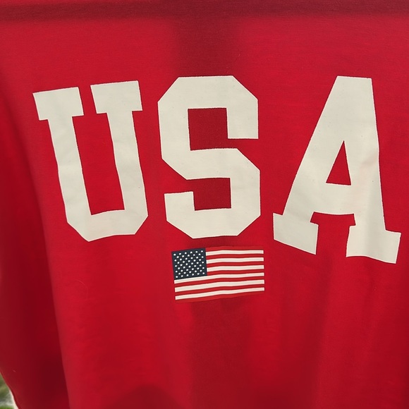 NWOT Red USA Graphic Flag T-Shirt unisex - Picture 2 of 5